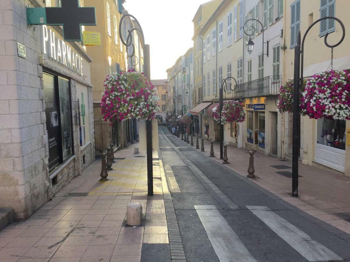 Bijou Apartment In Safranier - Old Town Antibes Exterior photo